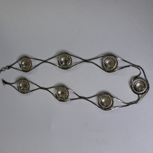 Silvertone concho Necklace 23" to 26" - Picture 7 of 10